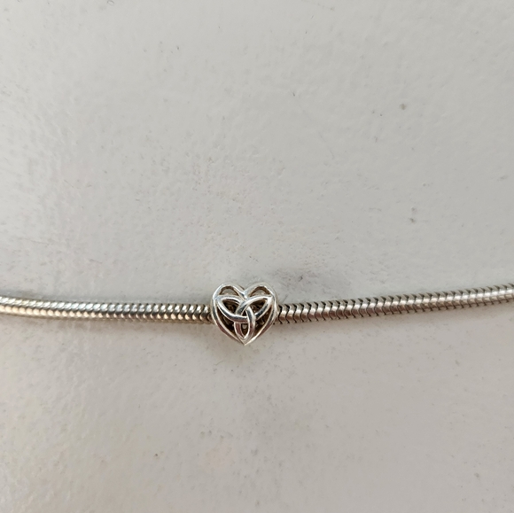 Individuality beads and bracelet - Picture 11 of 11